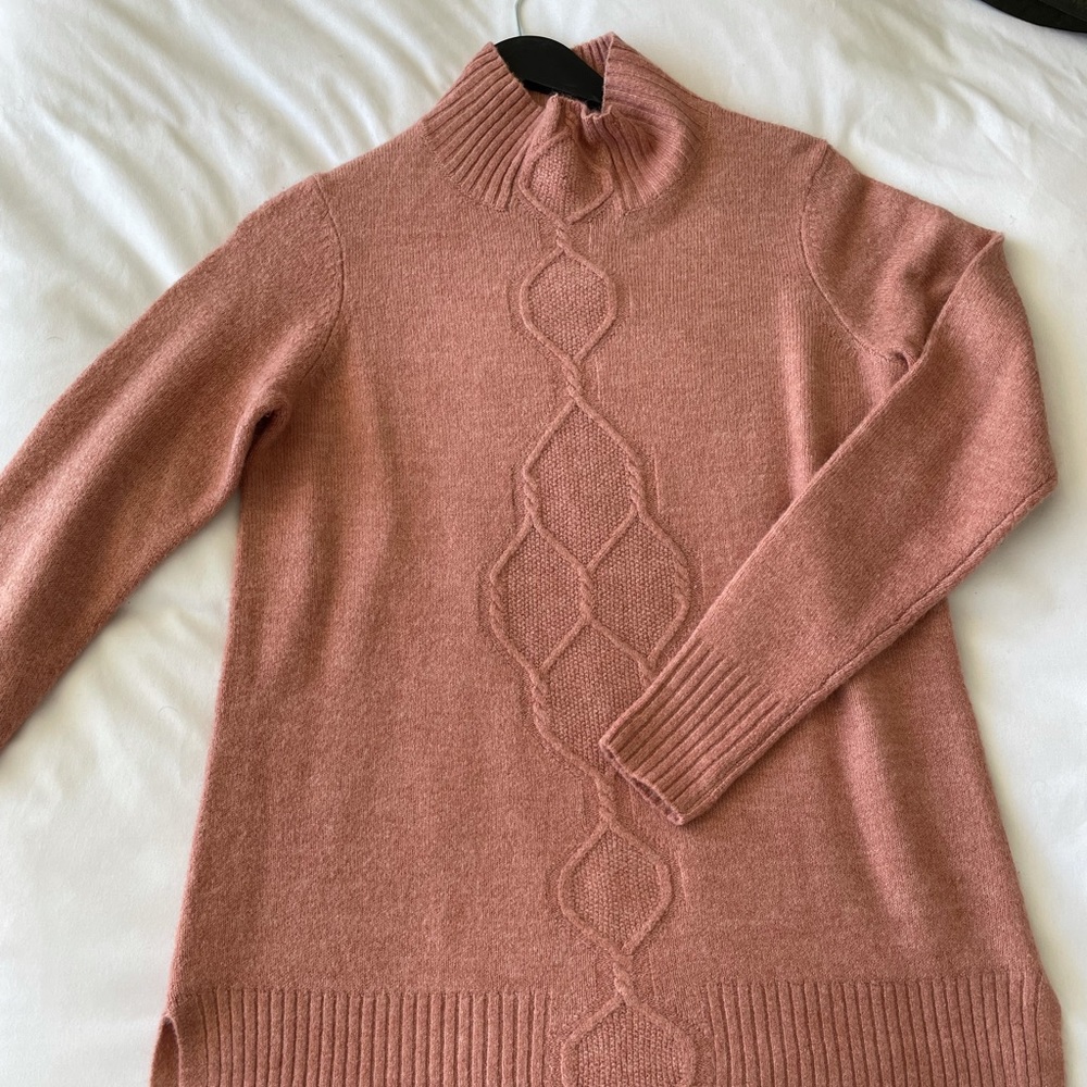 RW&CO Turtle neck sweater